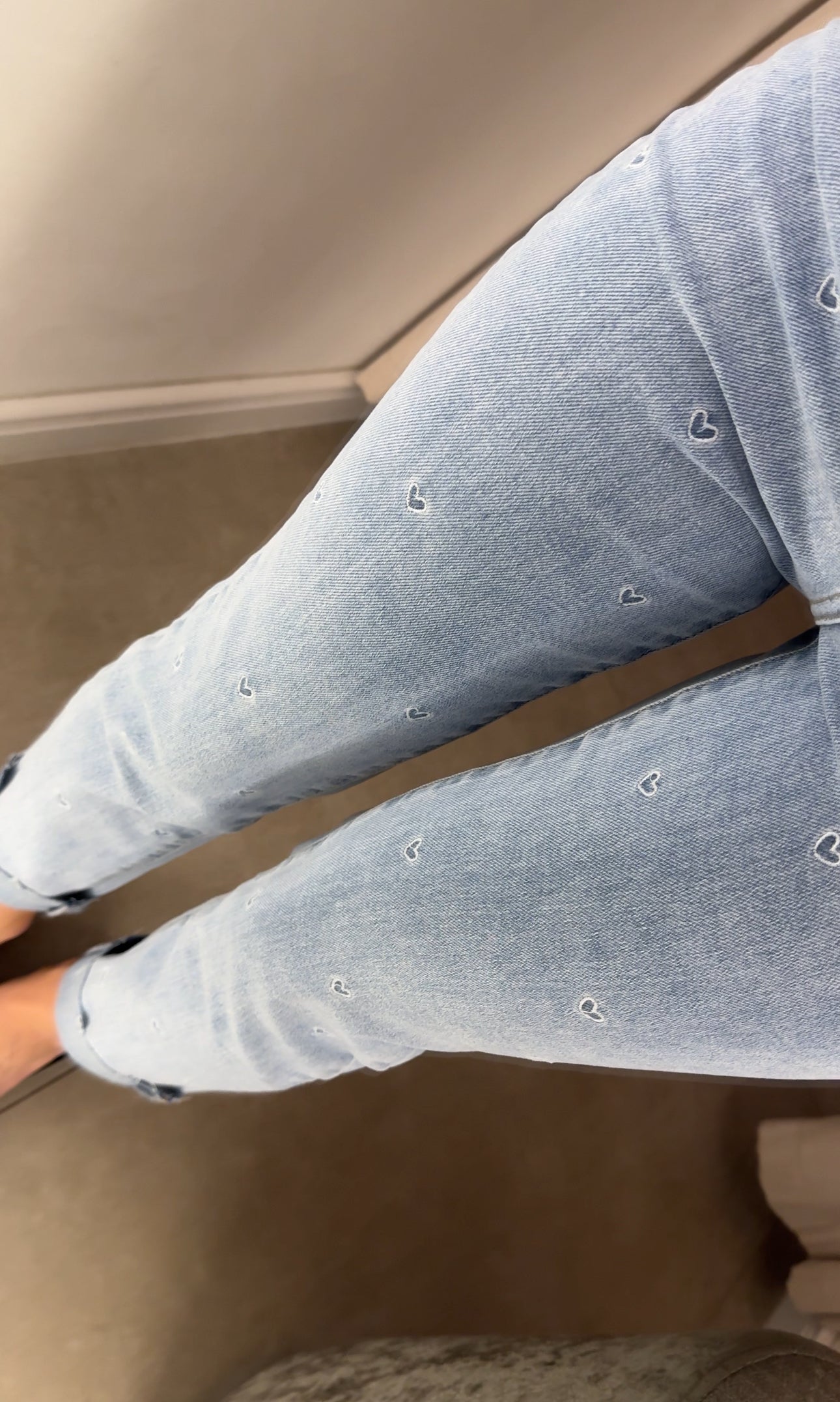 Mom Jeans Mia bestickt