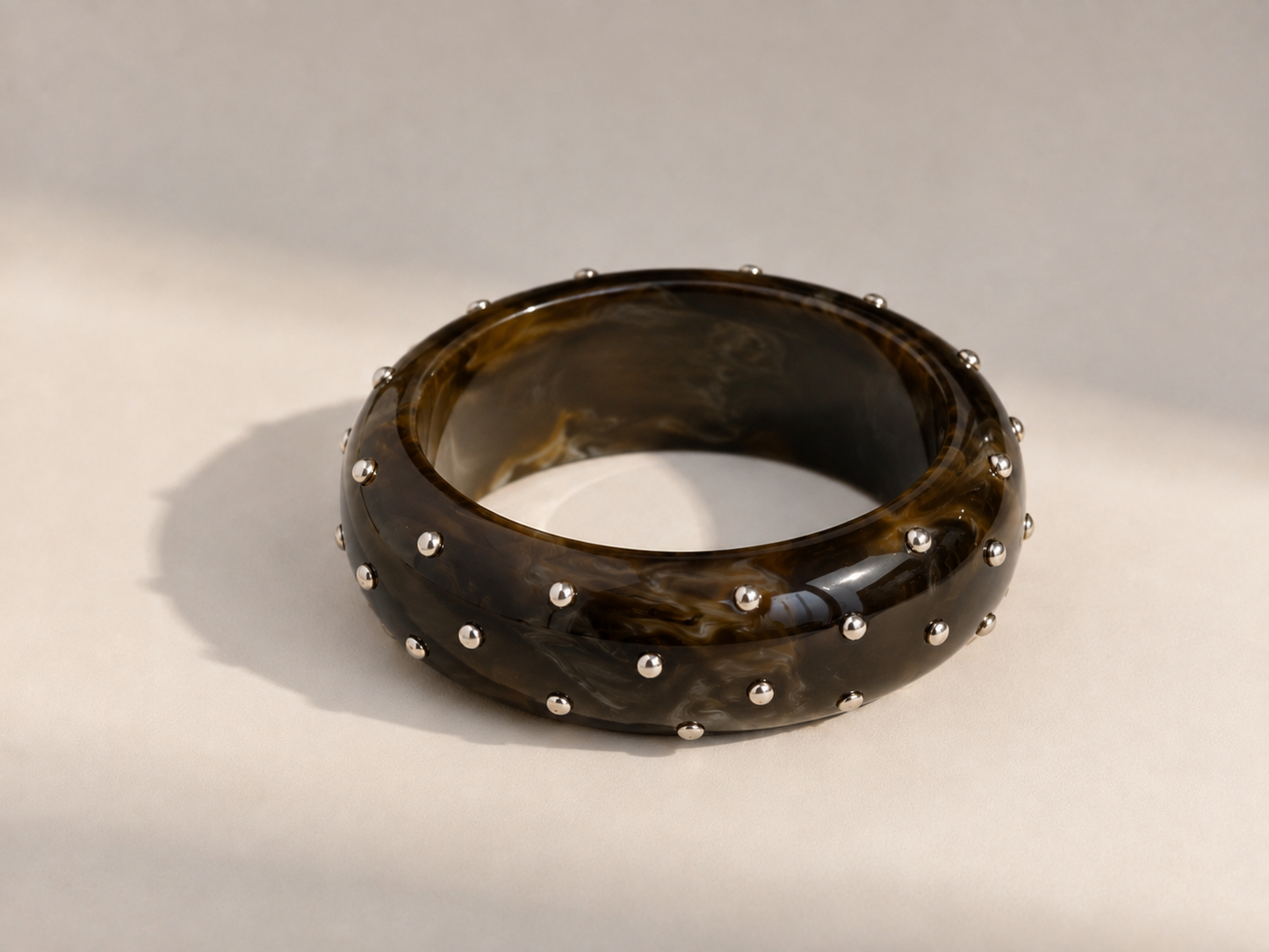 Kunststoffarmreif Nieten Silber