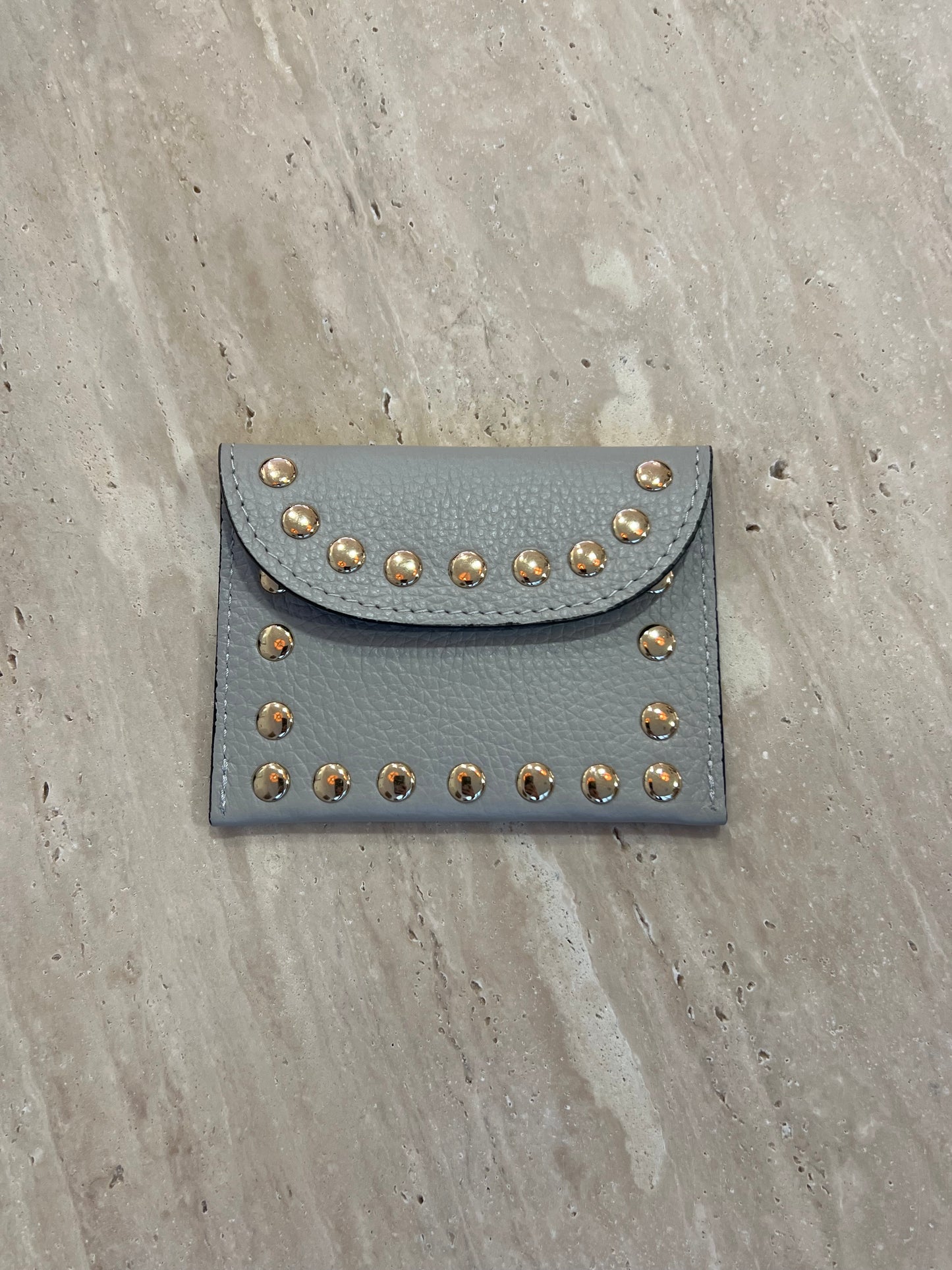 Etui Studs