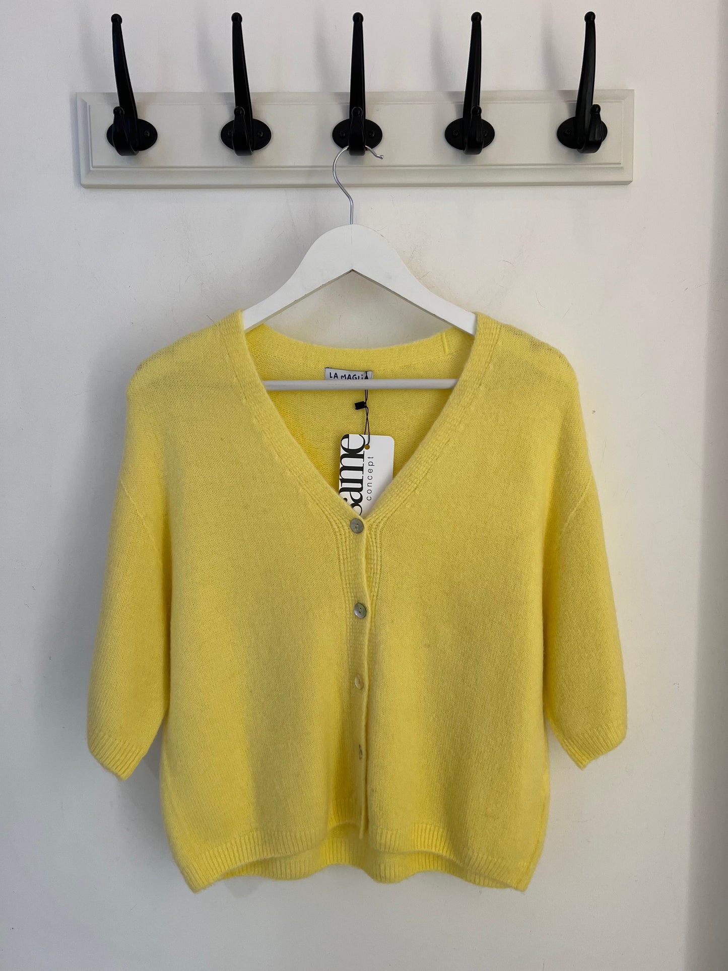 Kurzärmelige Strickjacke Eliana