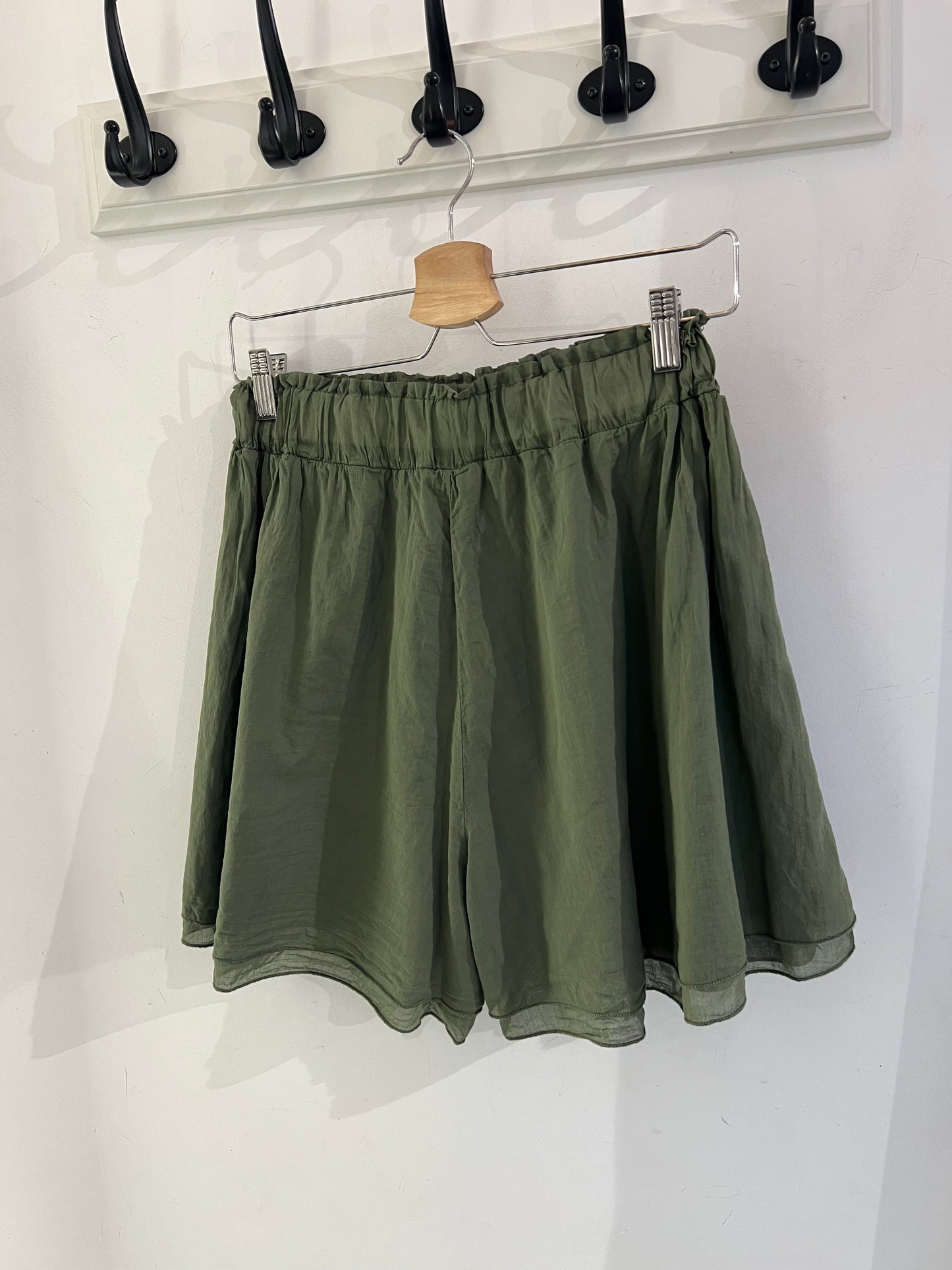 Shorts Levina