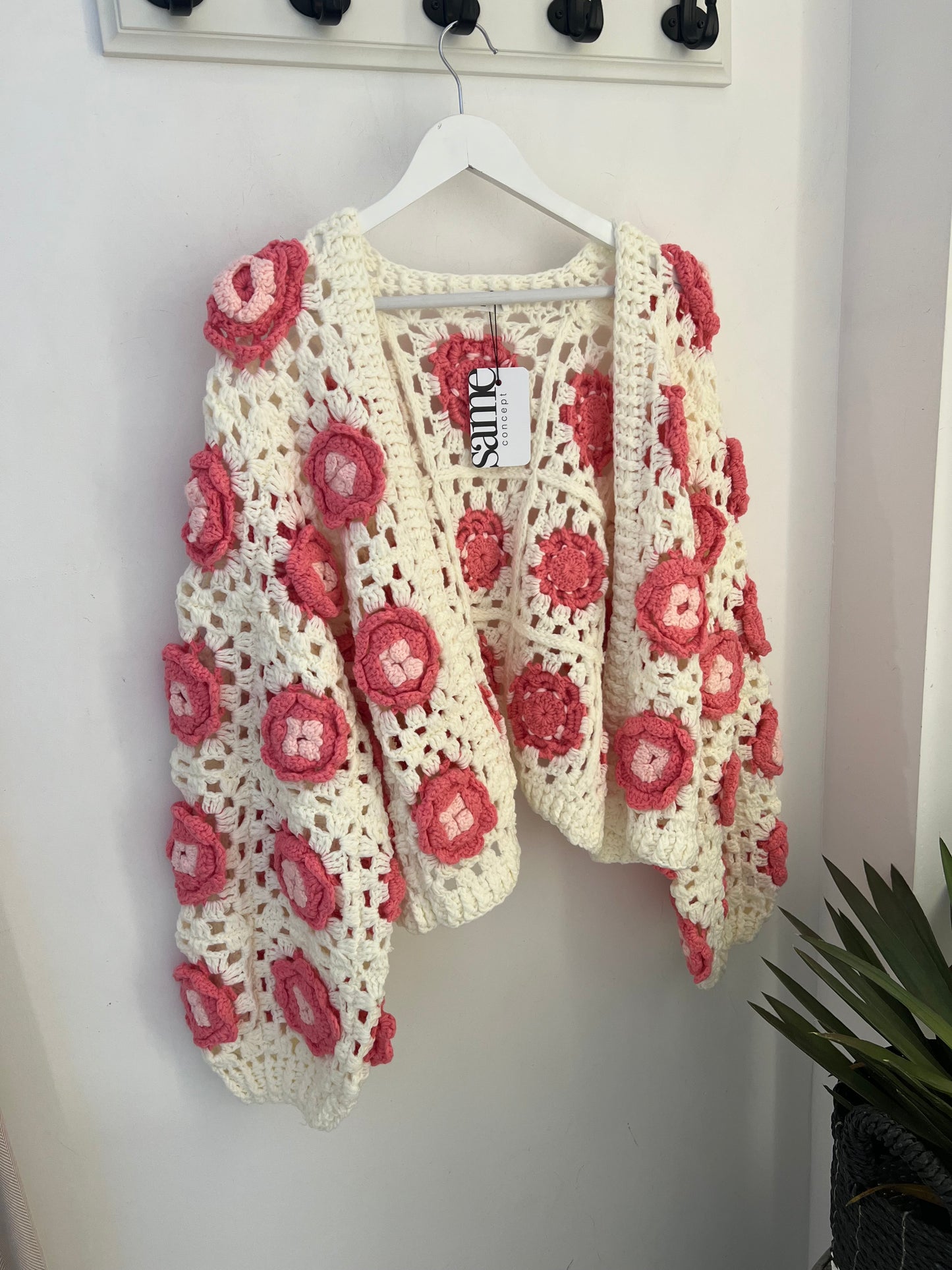Häkeljacke heavy Rose