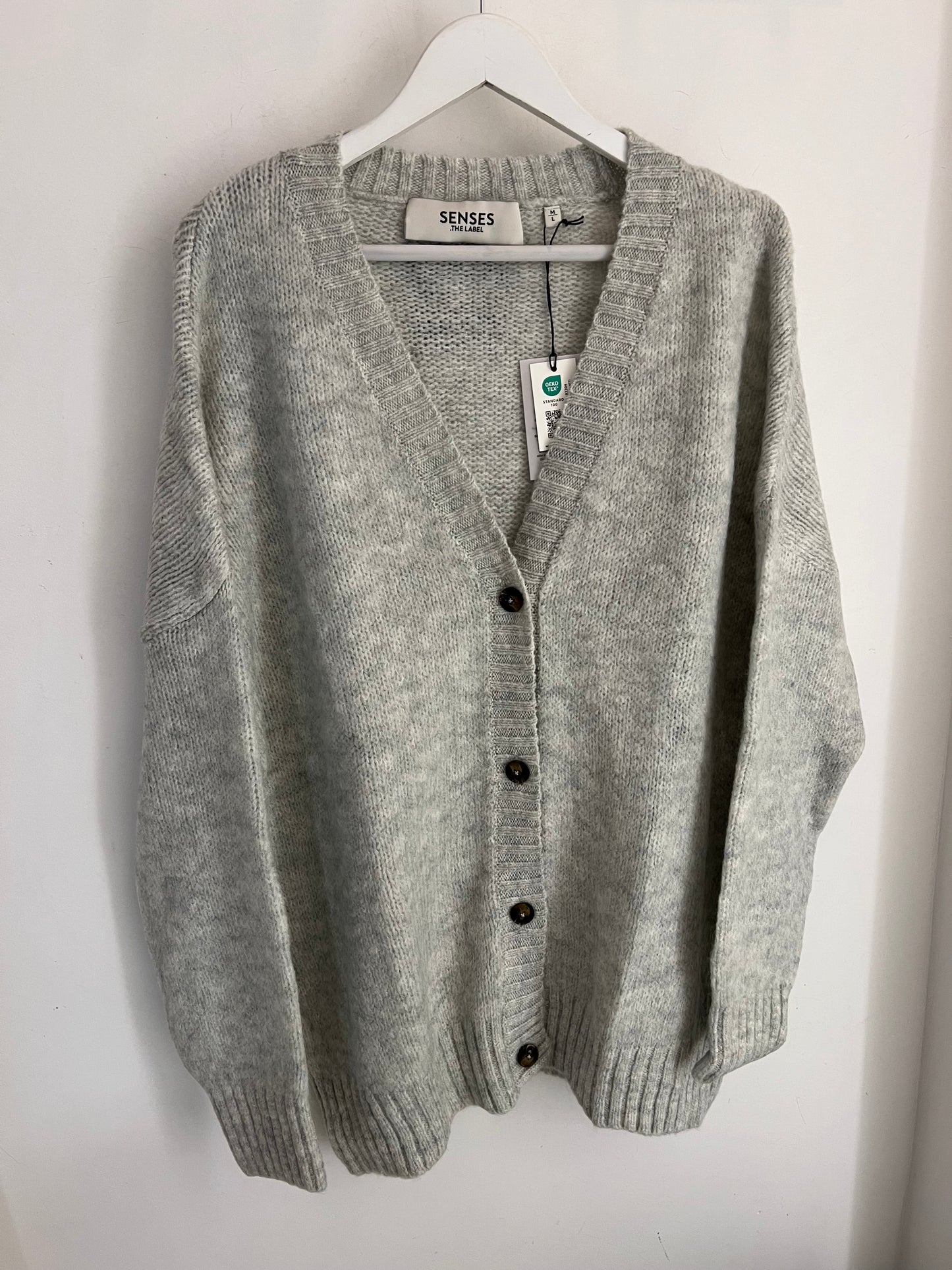 Oversized Strickjacke KO:FU von SENSES. THE LABEL