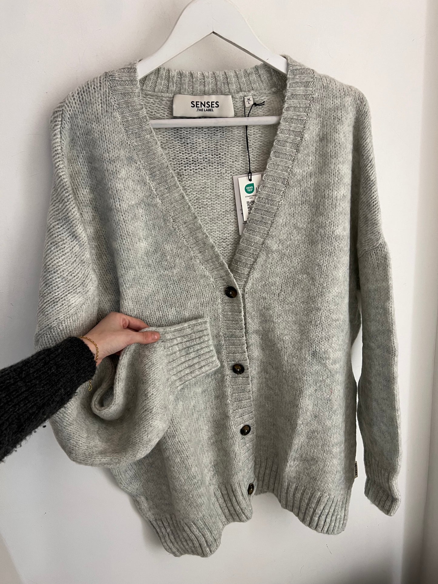 Oversized Strickjacke KO:FU von SENSES. THE LABEL