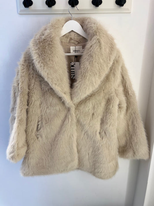 Faux Fellmantel