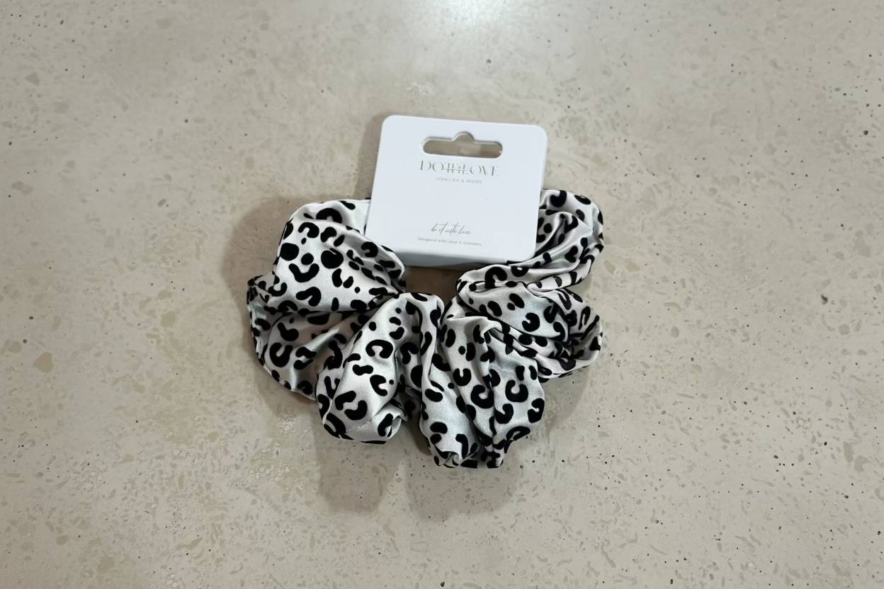Scrunchie Leo