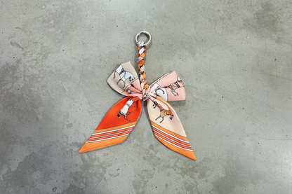 Taschenanhänger Bowtie