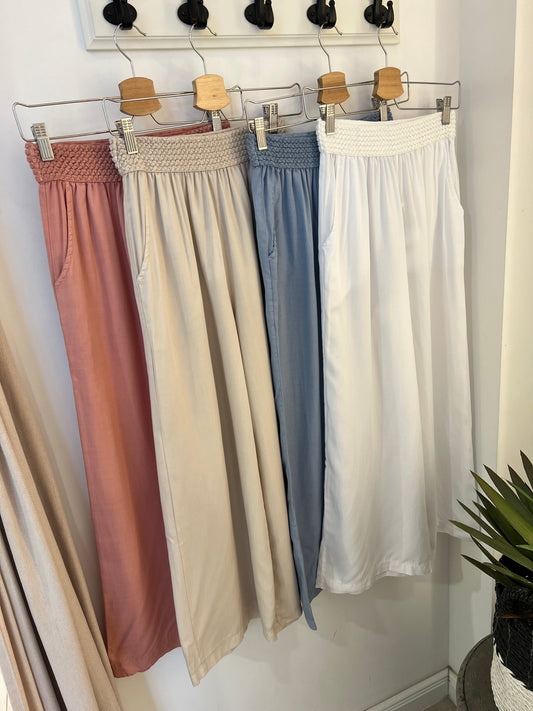 Hose Carlotta