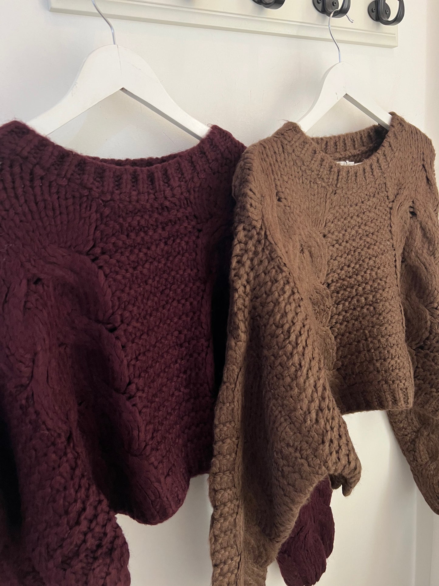 Handmade Pullover Sissy Cropped