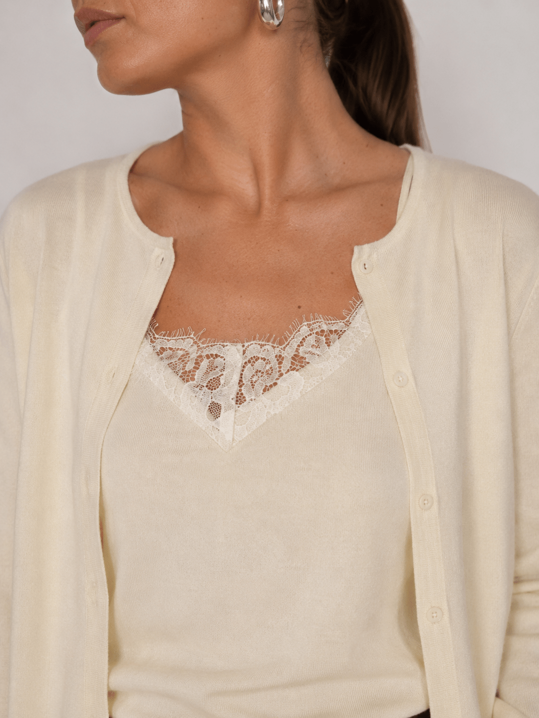 Cardigan mit Spitzentop - same concept