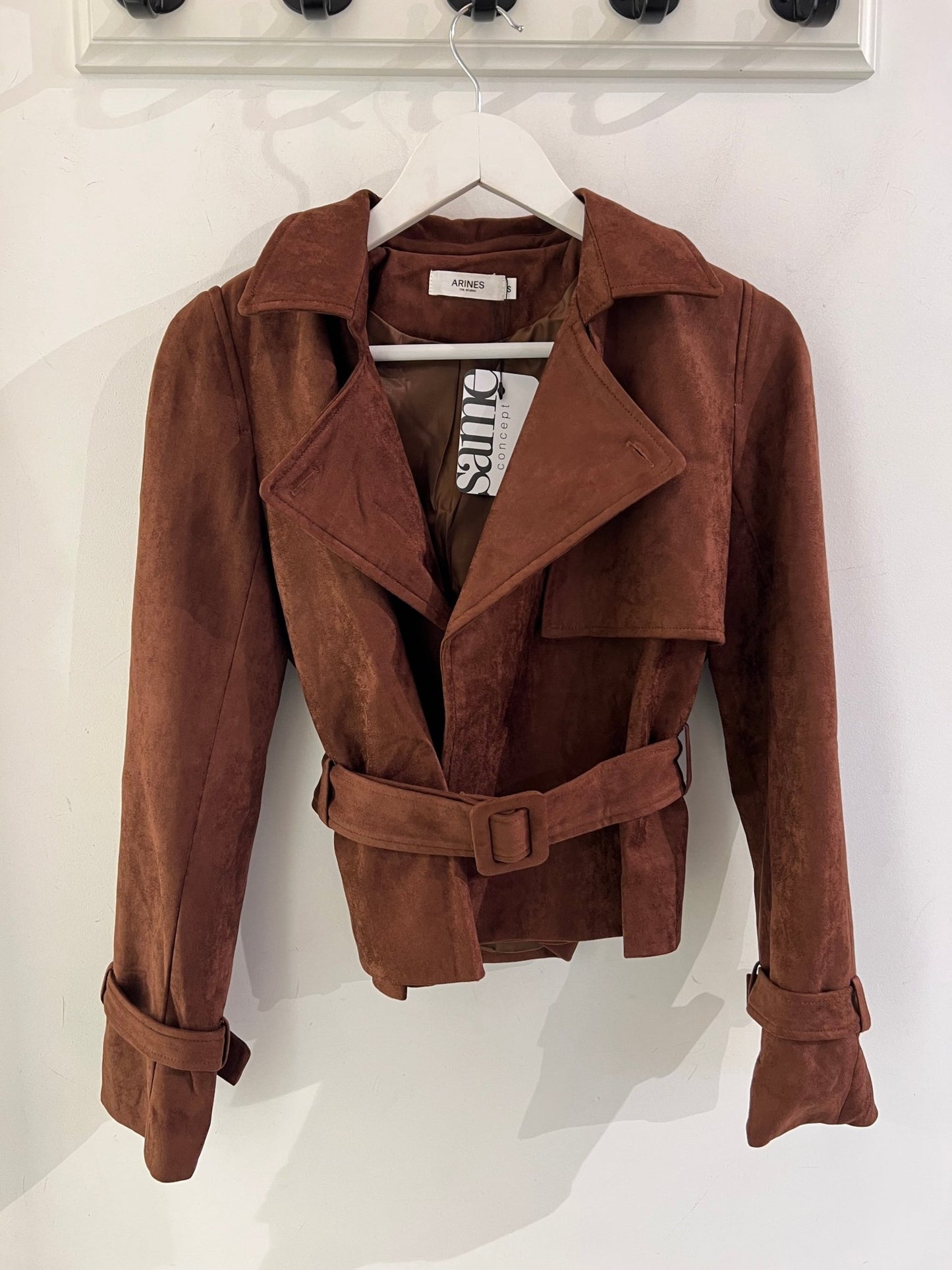 Croped Trenchcoat Tara - same concept