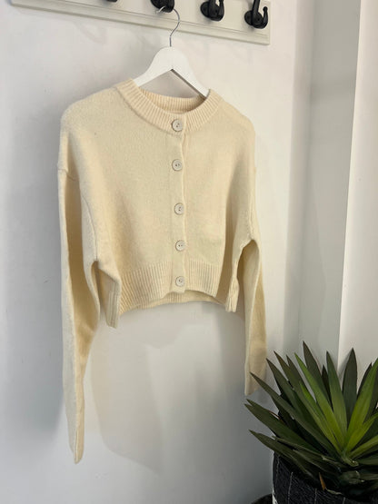 Cropped Cardigan Fil - same concept