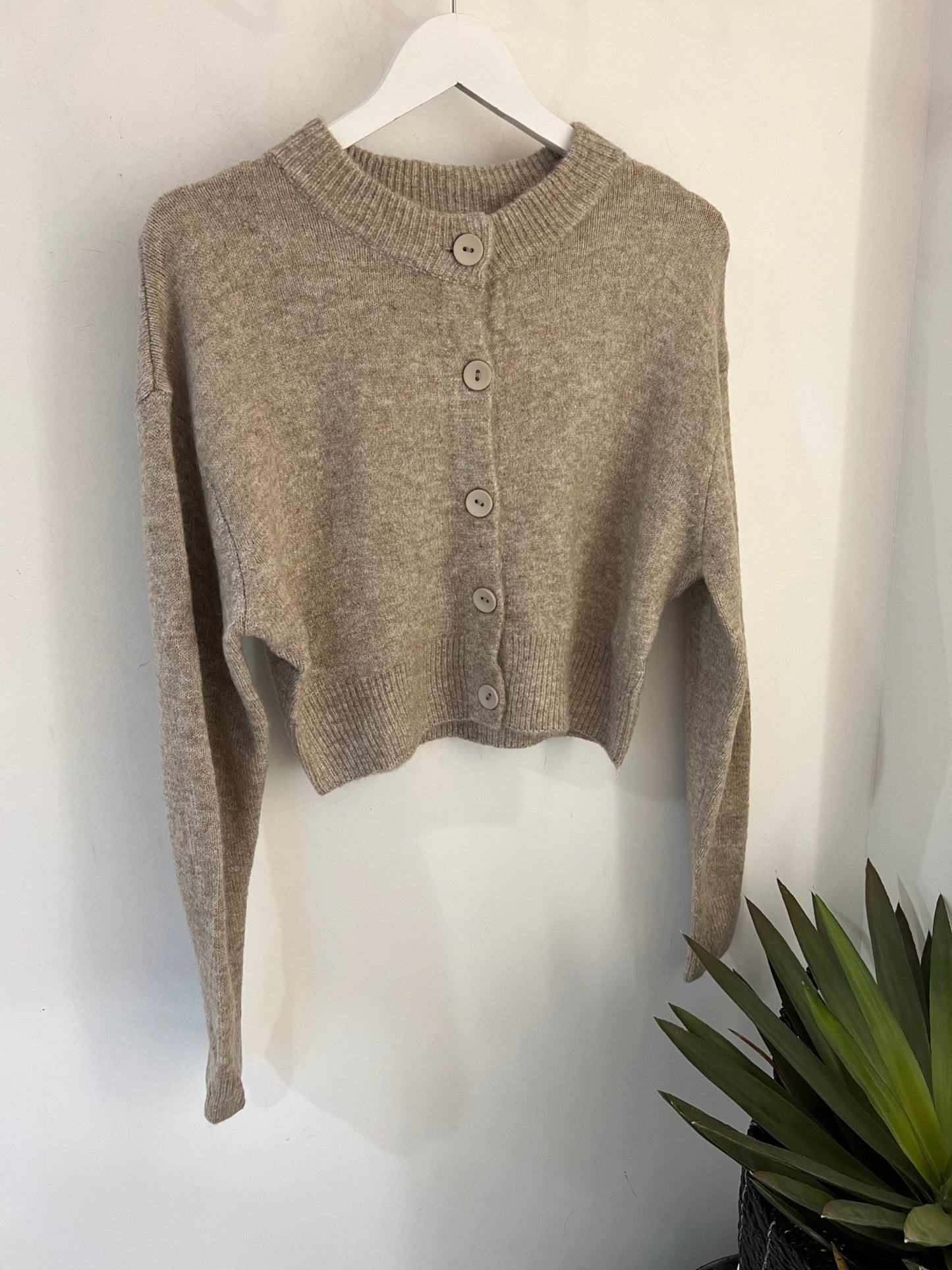 Cropped Cardigan Fil - same concept