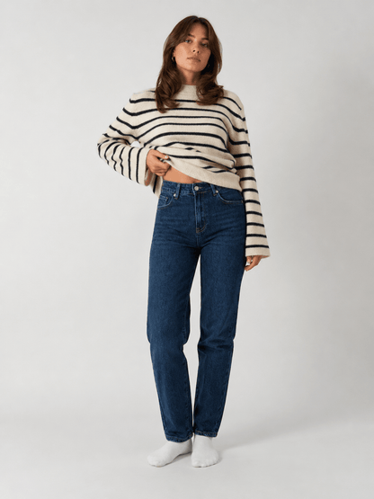 Mom Jeans Amy - same concept