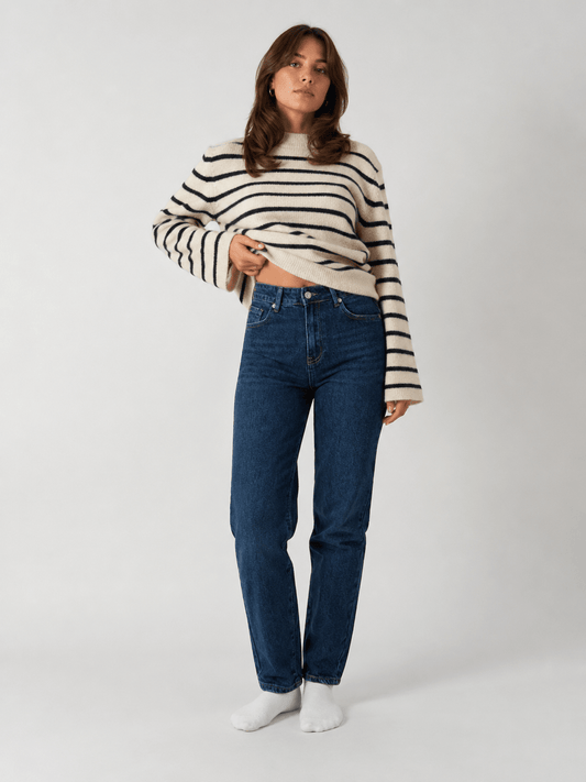 Mom Jeans Amy - same concept