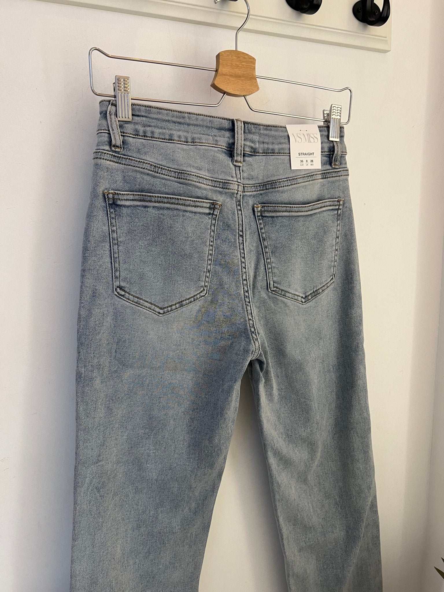 Mom Jeans Ellis - same concept