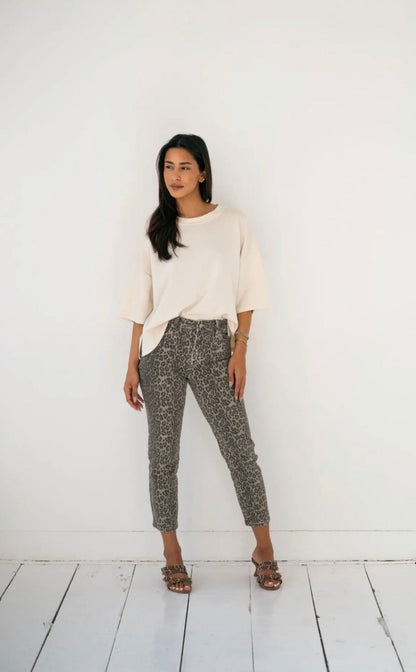 Momjeans Maja - Noe leo - same concept