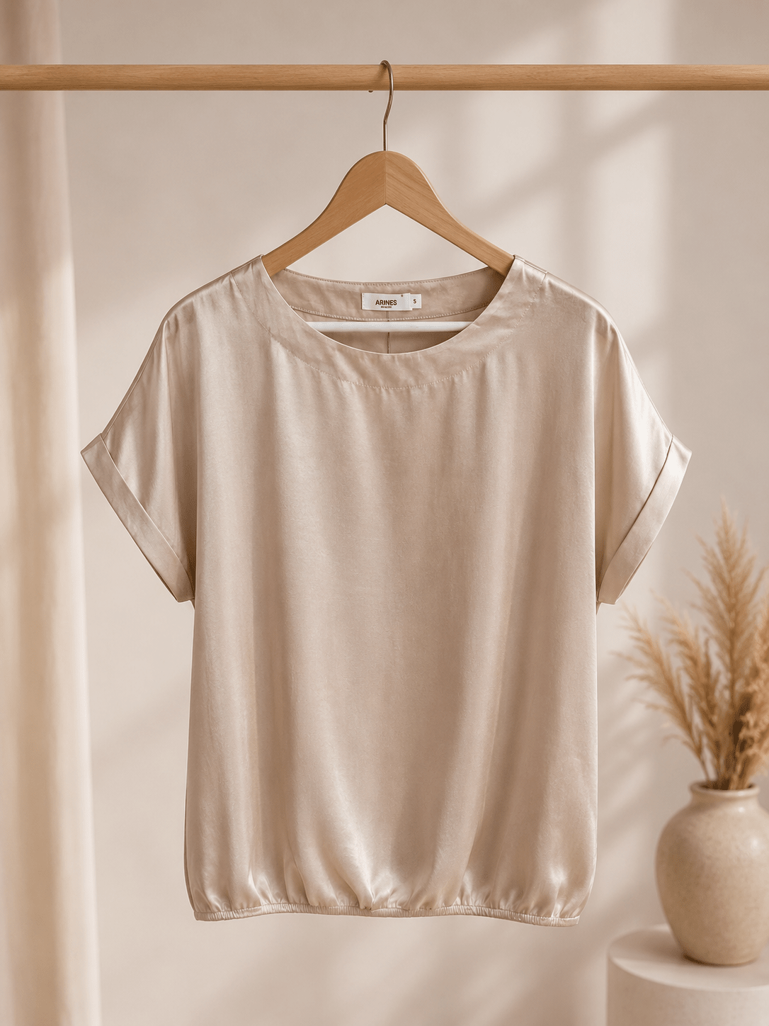 Satiniertes T-Shirt Valerie - same concept