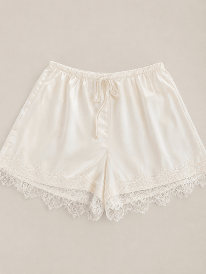 Short mit Spitze Nila - same concept