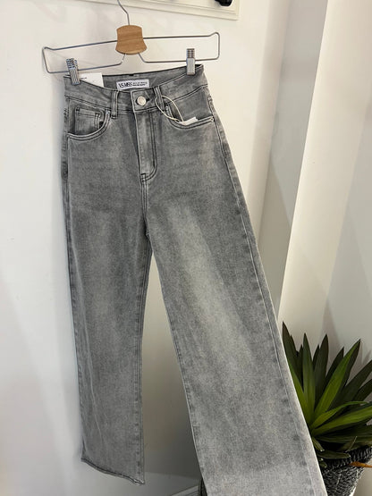 Straight Jeans Elisa - same concept