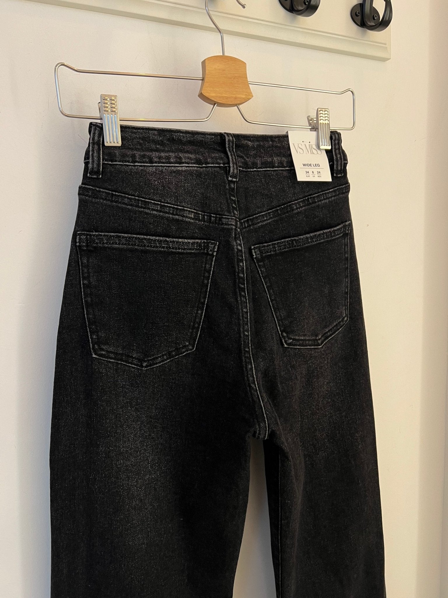 Straight Jeans Elise - same concept