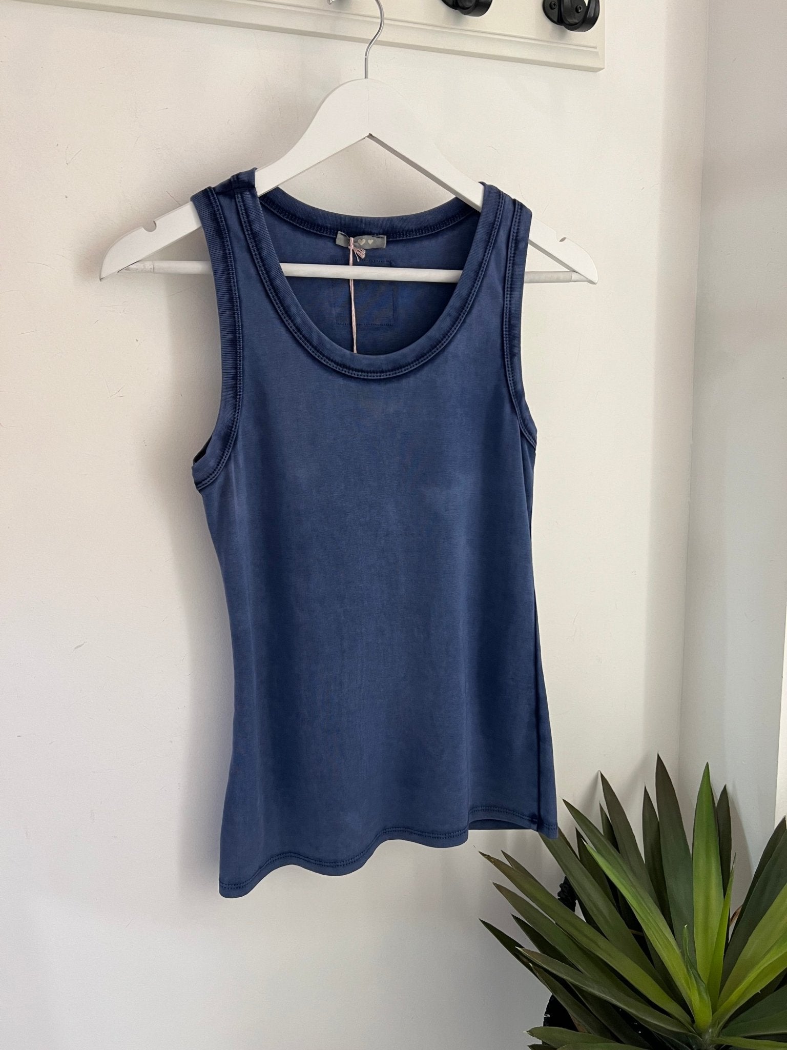 Tanktop Smile - same concept